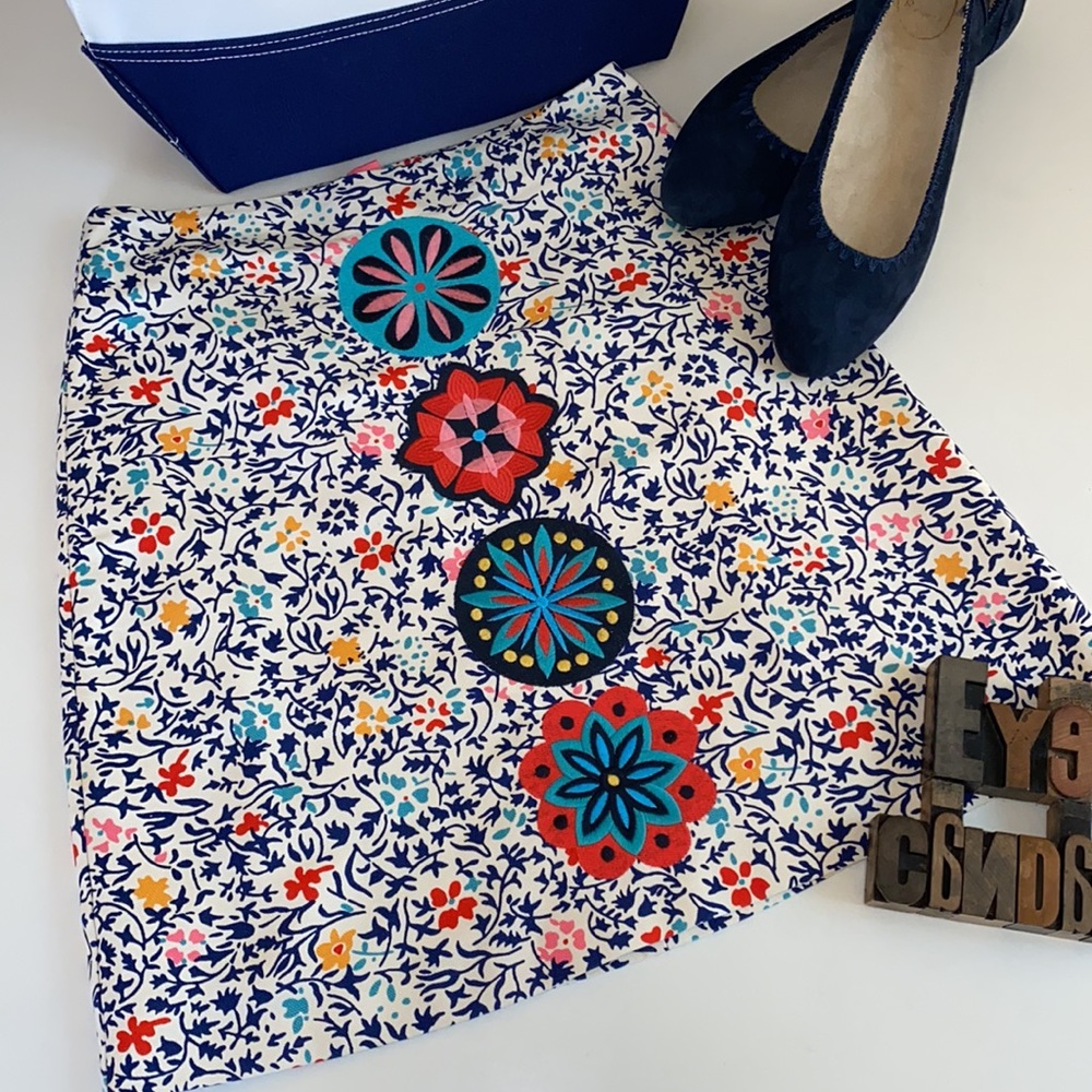 🇬🇧🟡BODEN Woman’s Floral Loose Weave Appliqué Skirt - Picture 4 of 12